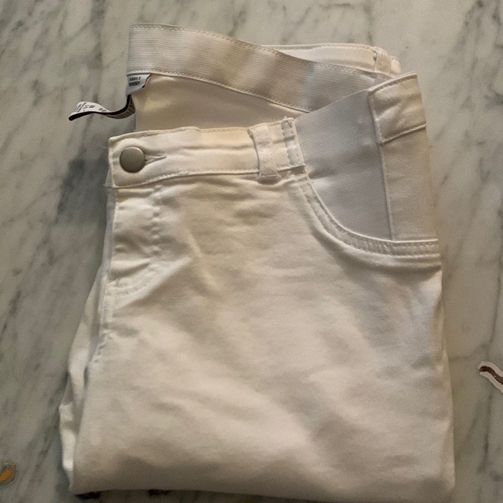White Maternity pants size M